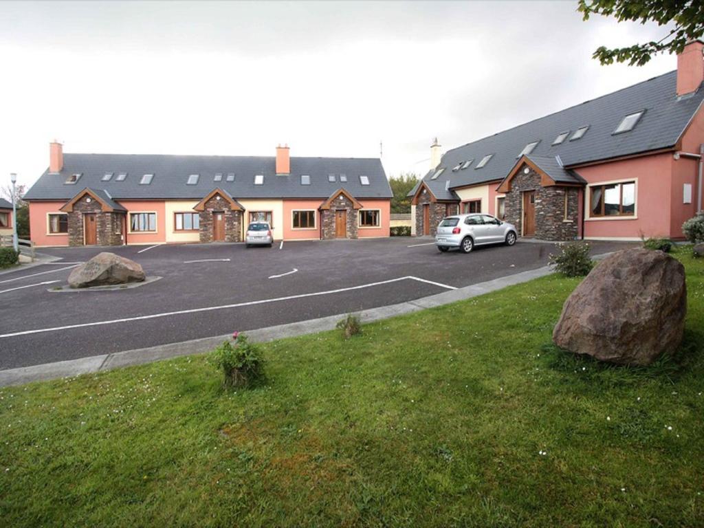 Tralee Bay Holiday Village Castlegregory Exteriör bild
